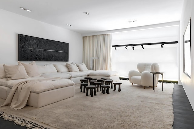 3845 S Winchester Ave, Chicago, IL 60609 - view of living area
