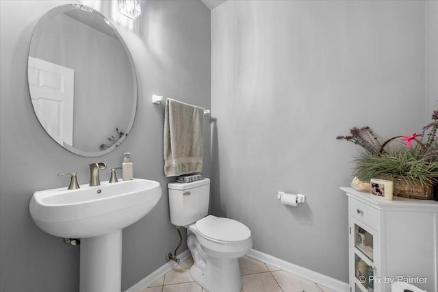 9 Laurel Valley Ct, Lake In The Hills, IL 60156 - bathroom with toilet and baseboards