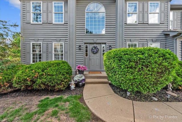 9 Laurel Valley Ct, Lake In The Hills, IL 60156 - entrance to property