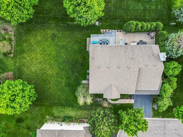 9 Laurel Valley Ct, Lake In The Hills, IL 60156 - view from above of property