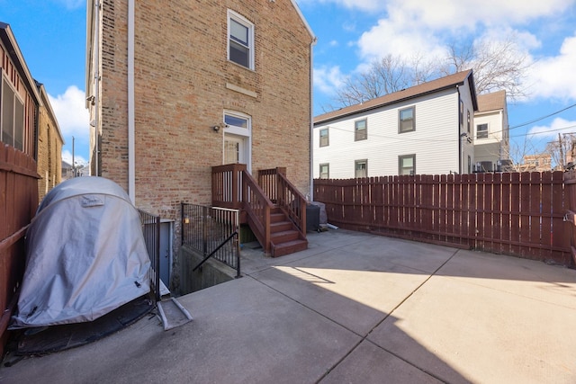 956 W 18th Pl, Chicago, IL 60608 - view of patio / terrace with fence
