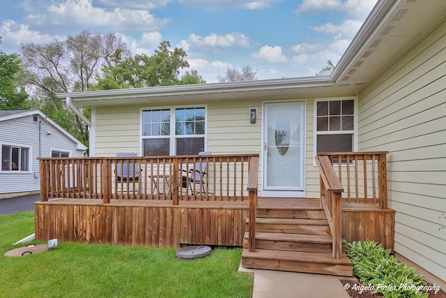 2505 S Harriet Ln, Holiday Hills, IL 60051 - wooden deck featuring a yard
