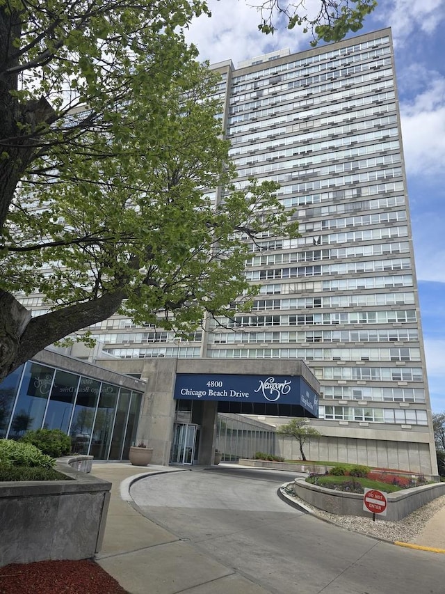 4800 S Chicago Beach Dr Unit 1211N, Chicago, IL 60615 - view of building exterior