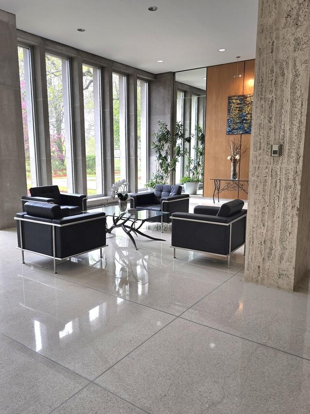 4800 S Chicago Beach Dr Unit 1211N, Chicago, IL 60615 - view of lobby