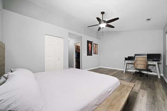 1913 Misty Ridge Ln, Aurora, IL 60503 - bedroom with wood finished floors, baseboards, a closet, and a ceiling fan