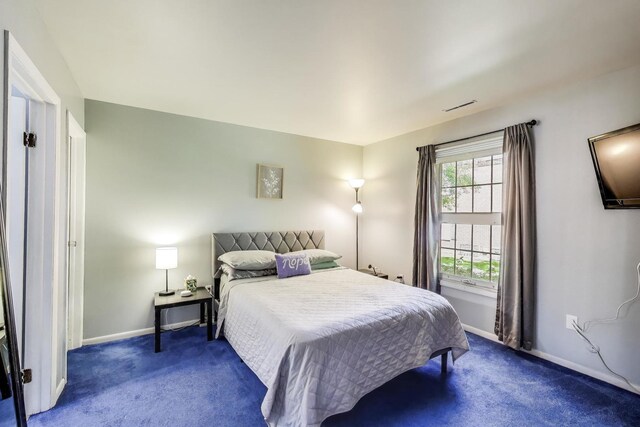 501 Coventry Ln Unit 3, Crystal Lake, IL 60014 - carpeted bedroom featuring baseboards