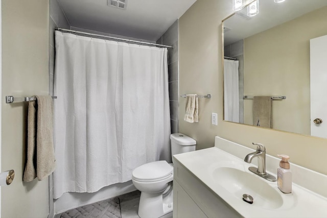 501 Coventry Ln Unit 3, Crystal Lake, IL 60014 - full bathroom featuring vanity and toilet
