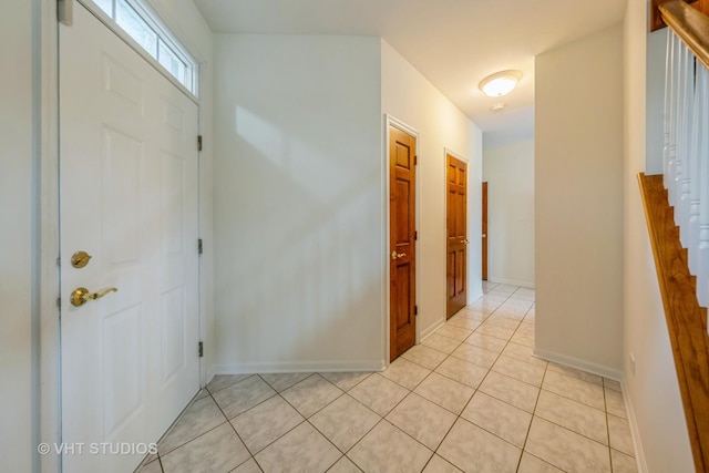 561 Goodwin Dr, Bolingbrook, IL 60440 - photo 2