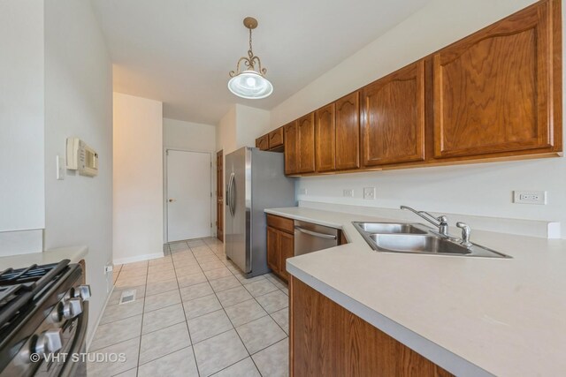 561 Goodwin Dr, Bolingbrook, IL 60440 - photo 8