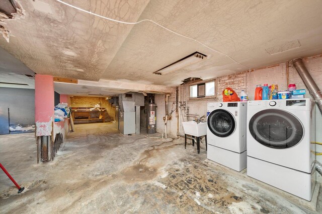 9656 S Utica Ave, Evergreen Park, IL 60805 - laundry room featuring separate washer and dryer, heating unit, and water heater