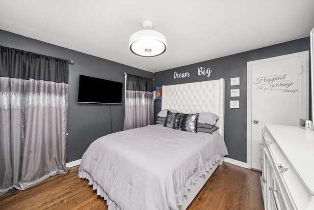 9656 S Utica Ave, Evergreen Park, IL 60805 - bedroom featuring wood finished floors and baseboards