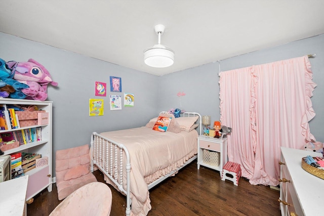 9656 S Utica Ave, Evergreen Park, IL 60805 - bedroom featuring wood finished floors