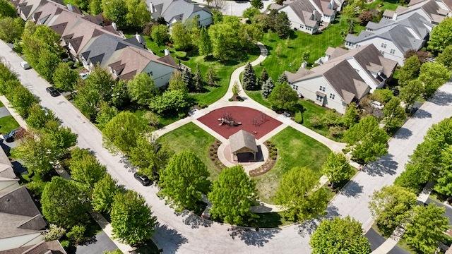 1400 Colchester Ln, Aurora, IL 60505 - aerial view of residential area