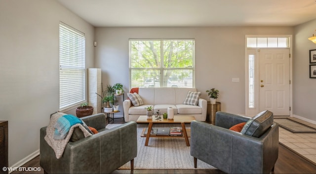 2140 Colchester Ave, Hoffman Estates, IL 60192 - living area featuring baseboards