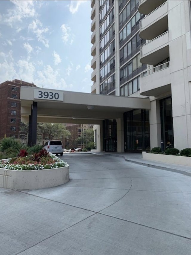 3930 N Pine Grove Ave Unit 1703, Chicago, IL 60613 - view of property
