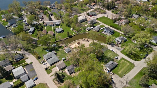 39457 N Forest Ave, Antioch, IL 60002 - aerial view of property and surrounding area featuring nearby suburban area and a large body of water