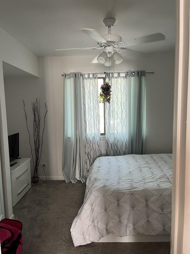18650 Golfview Dr, Hazel Crest, IL 60429 - carpeted bedroom featuring ceiling fan