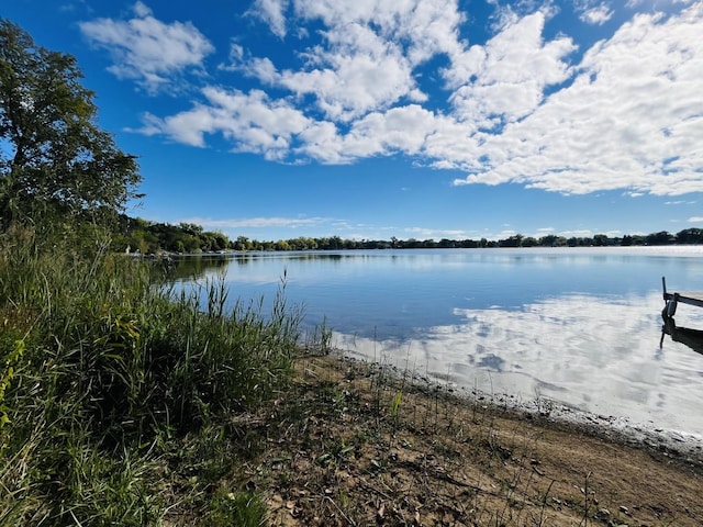 34871 N Lake Shore Dr, Lake Villa, IL 60046