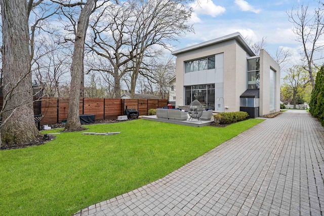 824 Humboldt Ave, Winnetka, IL 60093 - view of yard featuring outdoor lounge area and a patio area
