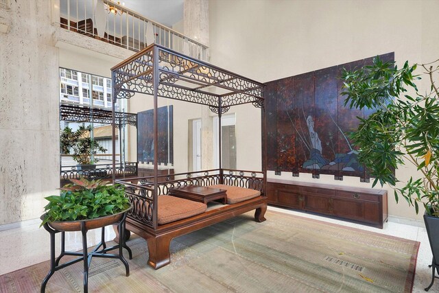 community lobby featuring a high ceiling