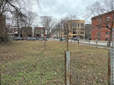 6601 S Minerva Ave, Chicago, IL 60637
