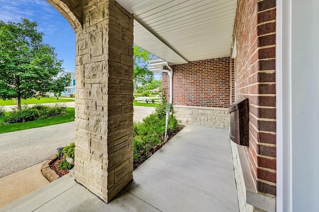 view of patio / terrace with covered porch