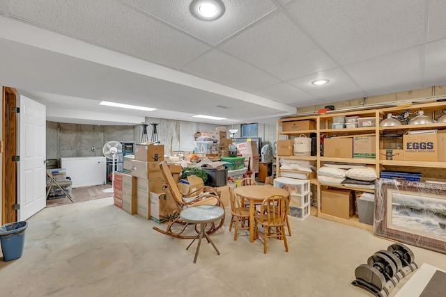 1002 Birchwood Ct, Morris, IL 60450 - finished below grade area featuring a drop ceiling