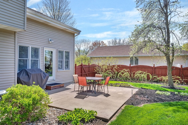 1002 Birchwood Ct, Morris, IL 60450 - view of patio / terrace featuring a grill and fence