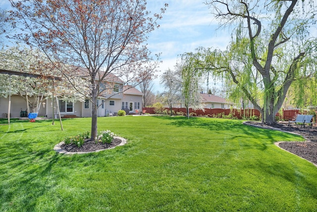 1002 Birchwood Ct, Morris, IL 60450 - view of yard