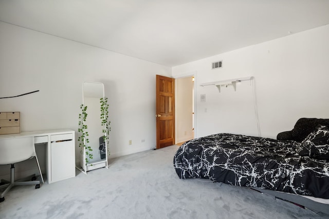 bedroom featuring carpet floors