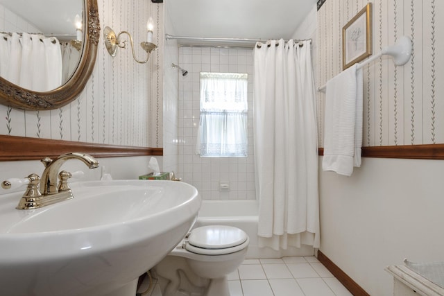 5400 Midlothian Tpke, Crestwood, IL 60418 - full bathroom featuring tile patterned flooring, shower / bath combo with shower curtain, toilet, a sink, and wallpapered walls