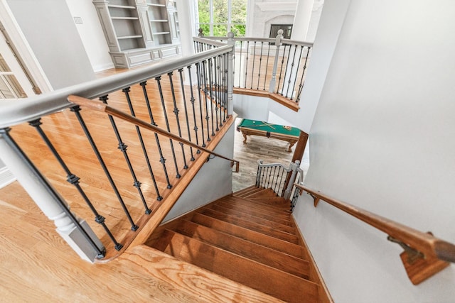 3302 Greenwood Ln, Saint Charles, IL 60175 - view of stairs