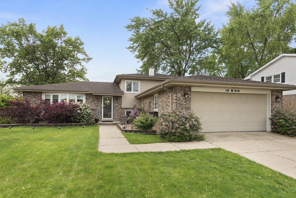 18W315 Holly Ave, Darien, IL 60561 - photo 1