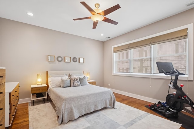 1242 W Jackson Blvd Unit 2W, Chicago, IL 60607 - bedroom with wood finished floors, baseboards, recessed lighting, and ceiling fan