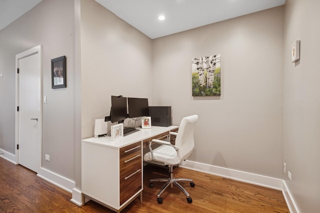 1242 W Jackson Blvd Unit 2W, Chicago, IL 60607 - home office featuring baseboards, wood finished floors, and recessed lighting