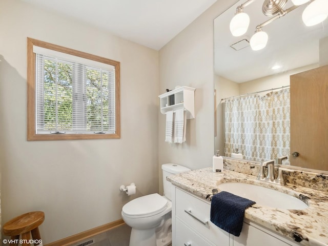 14705 Pleasant Valley Rd, Woodstock, IL 60098 - bathroom featuring toilet, vanity, and a shower with shower curtain