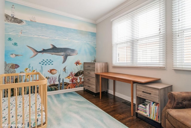 1835 W Oakdale Ave Unit E, Chicago, IL 60657 - bedroom with wood finished floors, ornamental molding, multiple windows, baseboards, and a nursery area