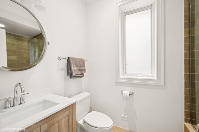 1759 W Surf St, Chicago, IL 60657 - bathroom with toilet, vanity, and tiled shower