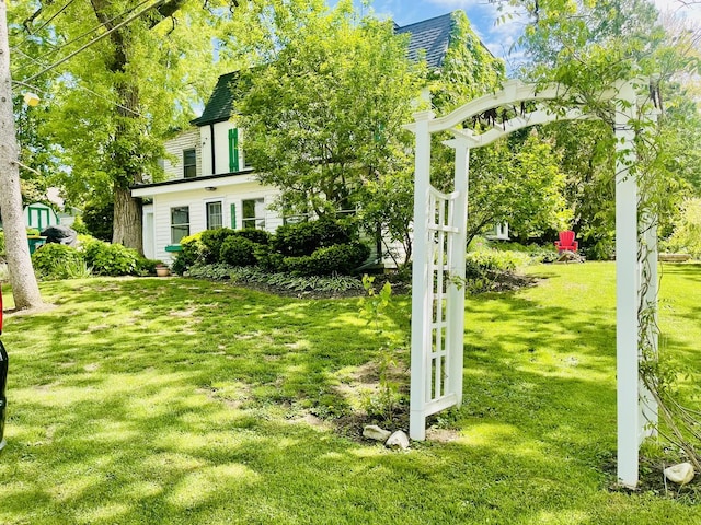 24311 N Bonnie Ln, Lake Zurich, IL 60047 - view of grassy yard