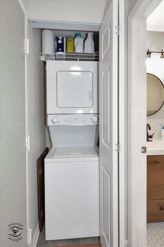 1525 Raymond Dr Unit 103, Naperville, IL 60563 - washroom with stacked washer and clothes dryer