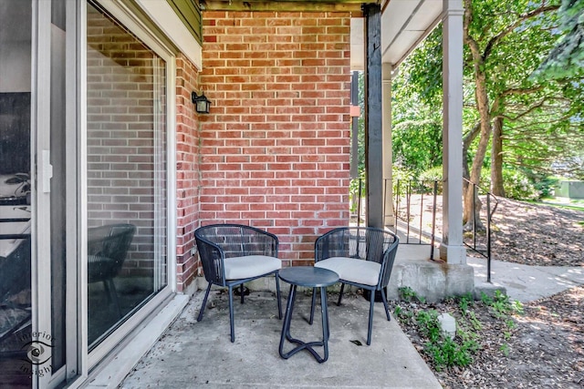 1525 Raymond Dr Unit 103, Naperville, IL 60563 - view of patio / terrace