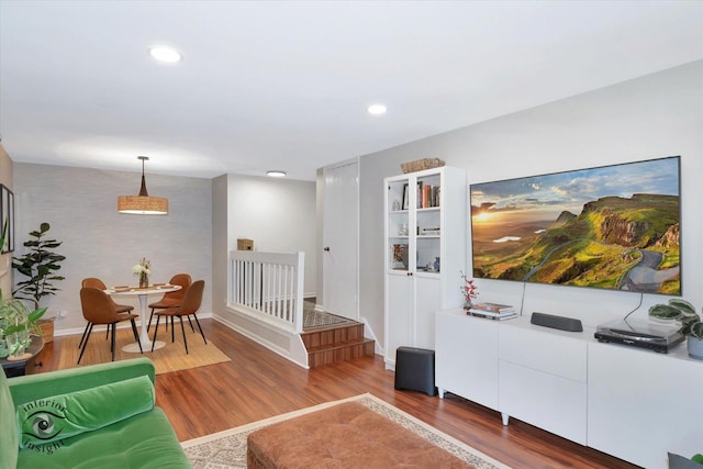 1525 Raymond Dr Unit 103, Naperville, IL 60563 - living area featuring wood finished floors, baseboards, and recessed lighting