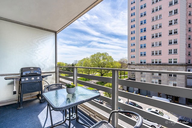 balcony featuring grilling area