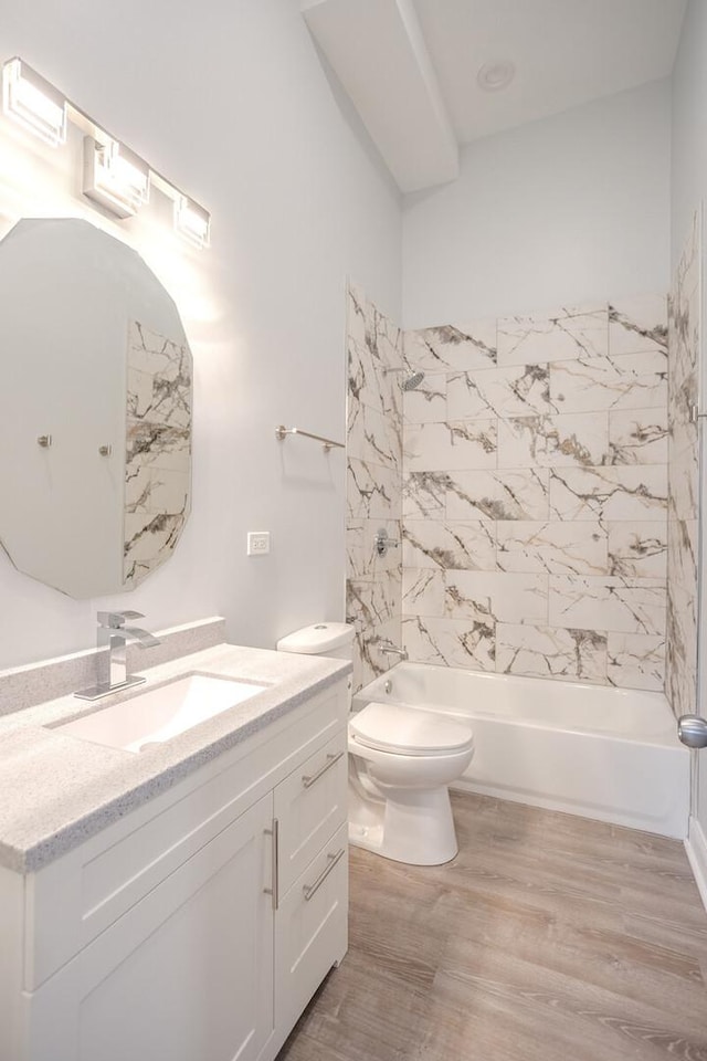 1013 W 18th Pl, Chicago, IL 60608 - full bath featuring wood finished floors, toilet, vanity, and shower / tub combination
