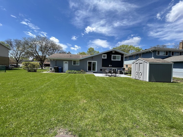 617 S Albert St, Mount Prospect, IL 60056 - rear view of property with a patio area, a shed, an outdoor structure, and a yard