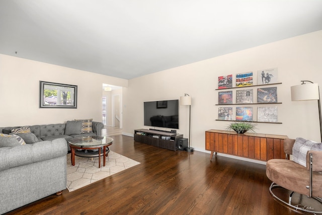 806 71st St, Darien, IL 60561 - living area featuring wood finished floors and baseboards