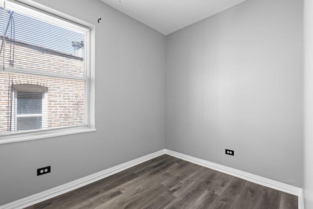 1637 S 48th Ct Unit 9, Cicero, IL 60804 - empty room with dark wood-type flooring, baseboards, and vaulted ceiling