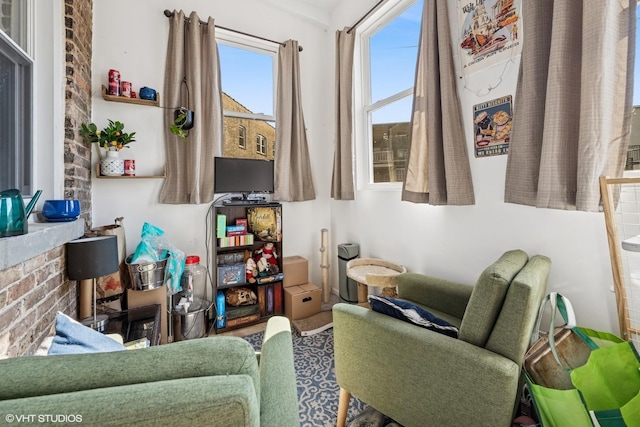 5830 N Glenwood Ave, Chicago, IL 60660 - view of sitting room
