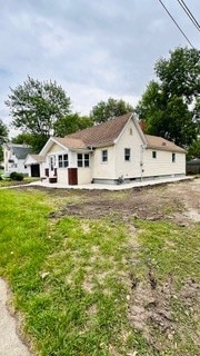 812 W Monroe St, Bloomington, IL 61701 - view of rear view of property