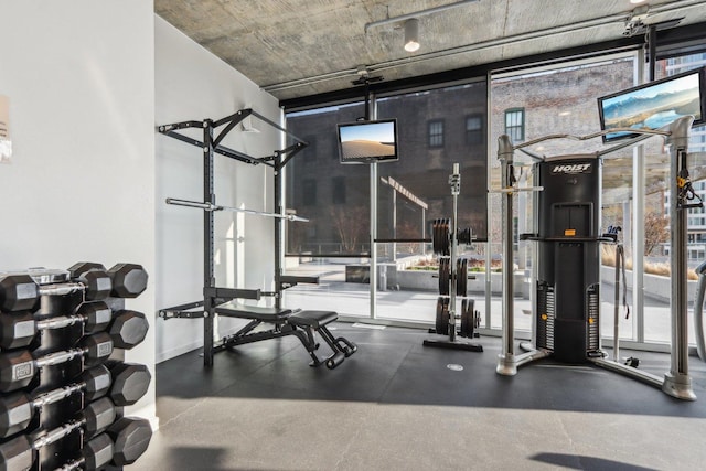611 S Wells St Unit 2801, Chicago, IL 60607 - exercise room featuring a wall of windows